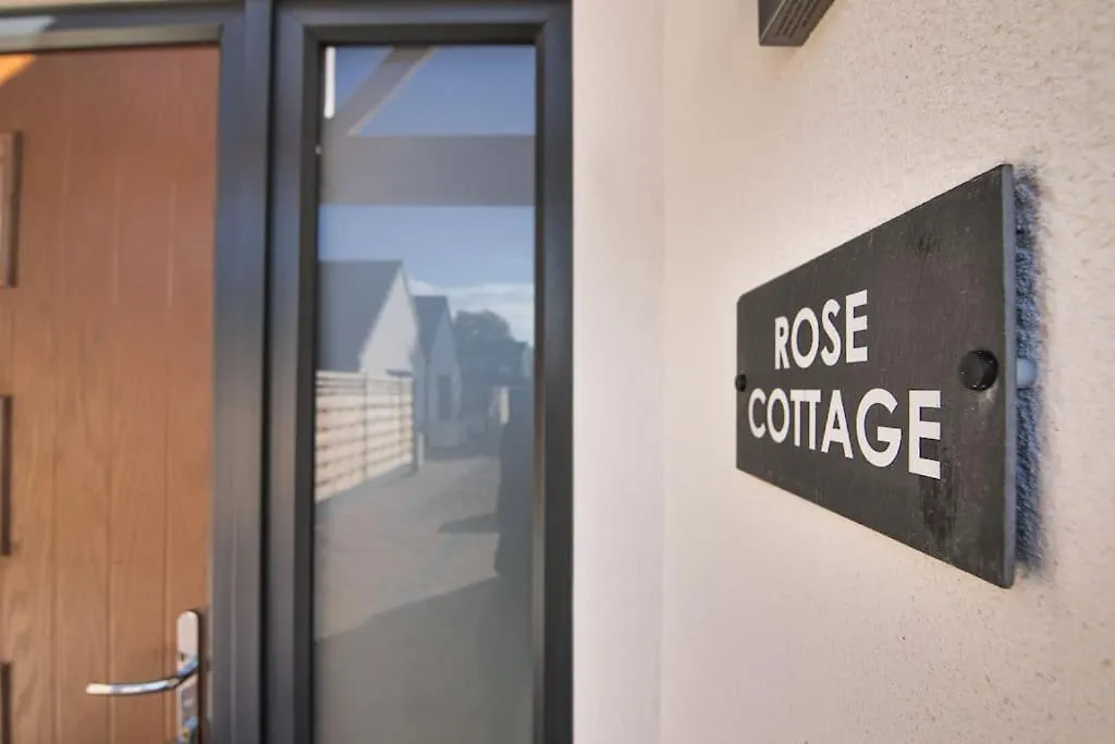 Feriehus Hoxne Cottages - Rose Cottage With Private Hot Tub York
